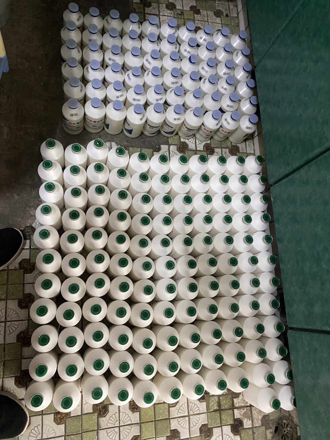 海巡署彰化查緝隊及雲林動植物防疫所自犯嫌住居處搜索到非法禽類疫苗